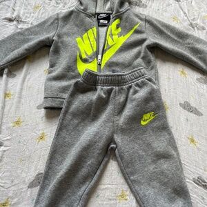 Nike fleece zipup hoodie and jogger set 18M